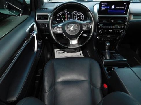 Used 2022 Lexus GX 460 Luxury image 3