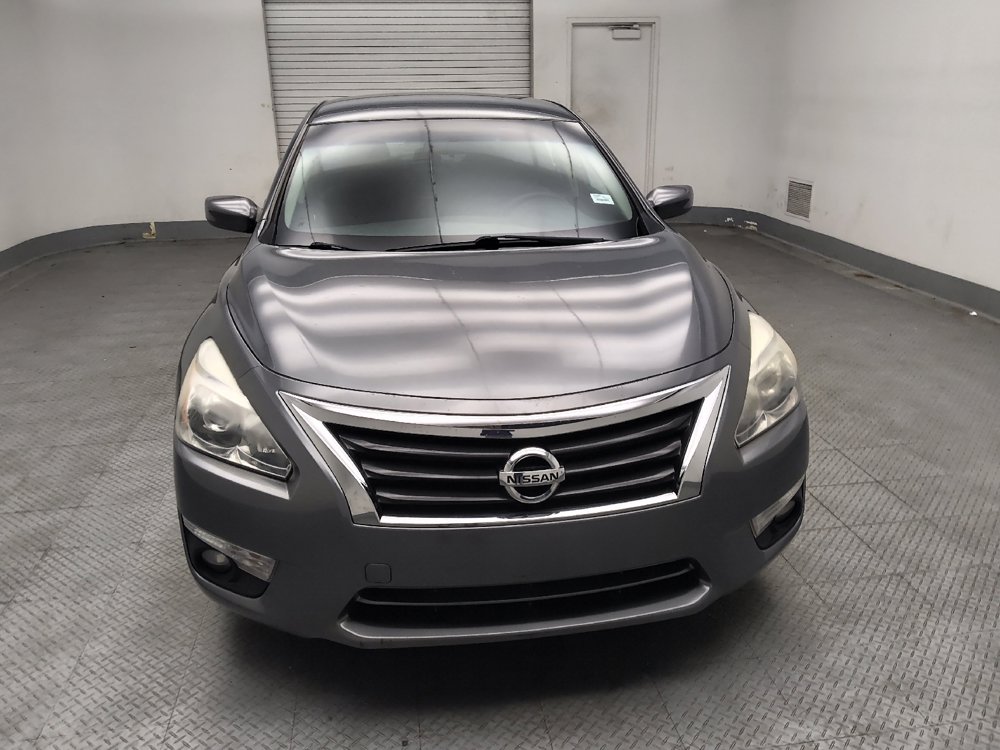 Used 2015 Nissan Altima 2.5 SV FWD image 14