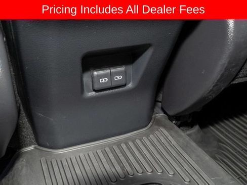 Used 2023 Toyota RAV4 XLE Premium AWD/4WD image 8