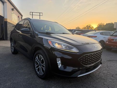 Used 2020 Ford Escape SEL AWD/4WD image 7