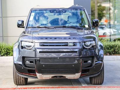 New 2025 Land Rover Defender 130 V8