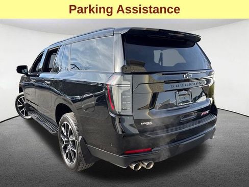 Certified 2025 Chevrolet Suburban RST w/ Comfort Package AWD/4WD image 11