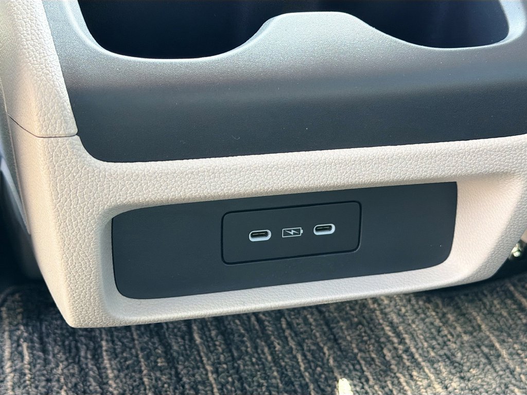 New 2026 Honda Odyssey Touring image 23