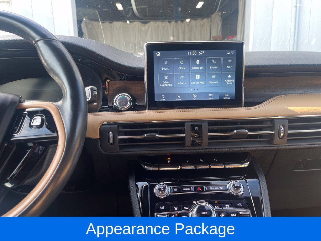 Used 2020 Lincoln Corsair Reserve w/ Equipment Group 202A AWD/4WD image 22
