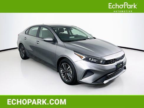 Used 2024 Kia Forte LXS image 1