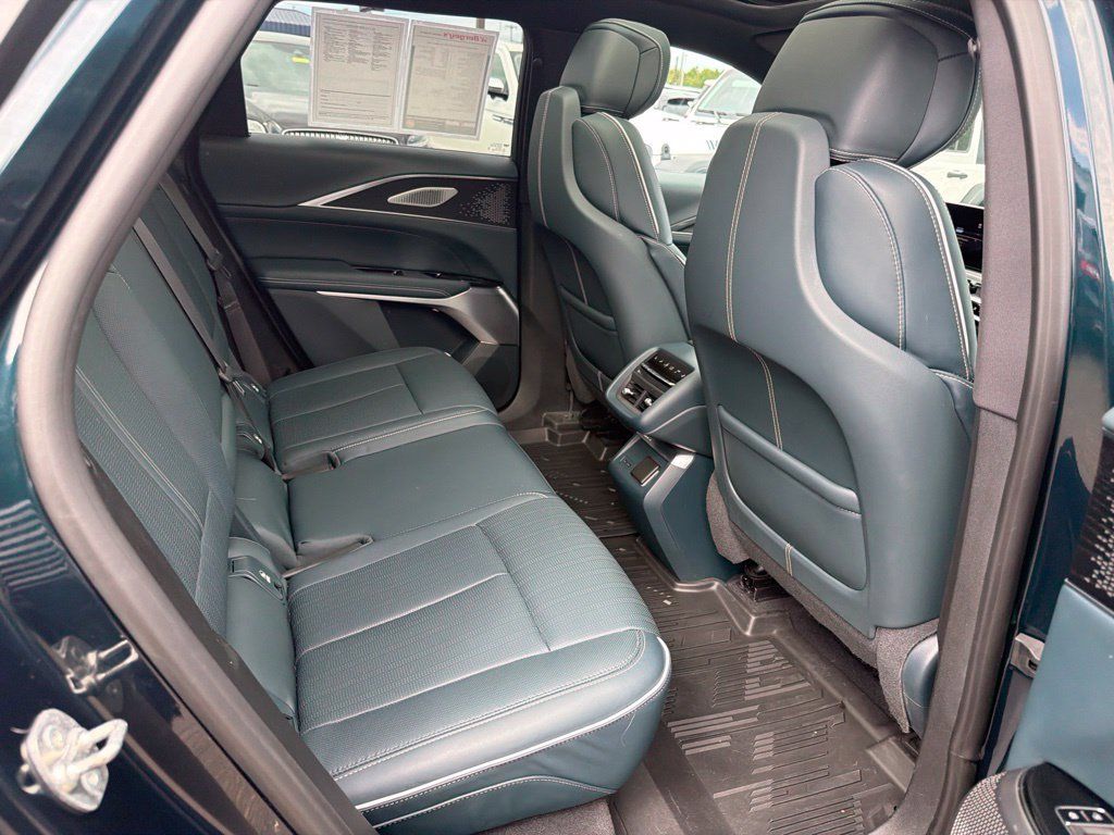 Used 2024 Cadillac Lyriq Sport w/ Nappa Leather Package AWD/4WD image 18