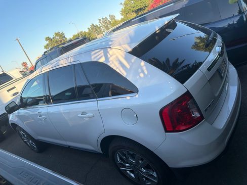 Used 2011 Ford Edge Limited FWD image 3