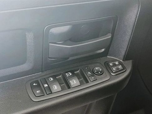 Used 2023 RAM 3500 Tradesman w/ Chrome Appearance Group AWD/4WD image 18