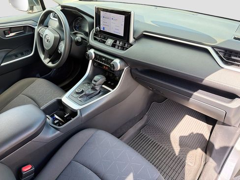 Used 2024 Toyota RAV4 XLE image 13