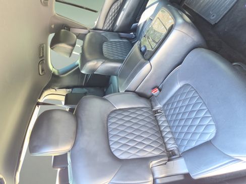 Used 2023 INFINITI QX80 Sensory w/ All-Season Package AWD/4WD image 19