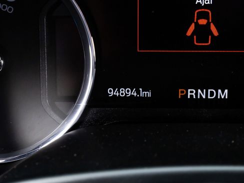 Used 2020 Ford F250 Lariat w/ Tremor Off-Road Package image 20