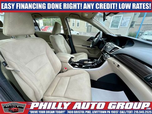 Used 2017 Honda Accord Hybrid Sedan image 20