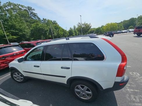 Used 2006 Volvo XC90 2.5T AWD/4WD image 1