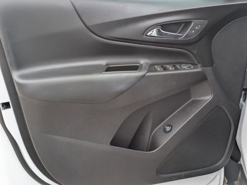 Certified 2024 Chevrolet Equinox LT image 11