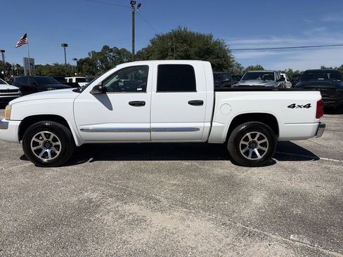 Used 2005 Dodge Dakota Laramie AWD/4WD image 3