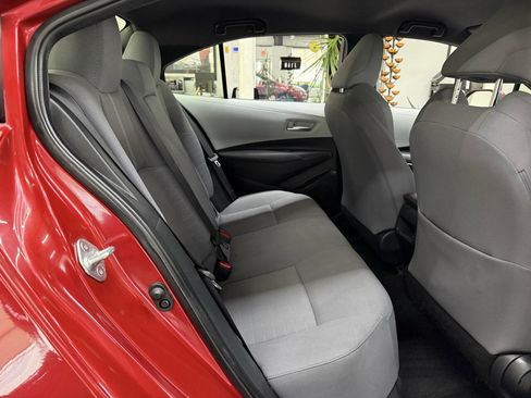 Used 2021 Toyota Corolla SE w/ Carpet Mat Package (TMS) image 15