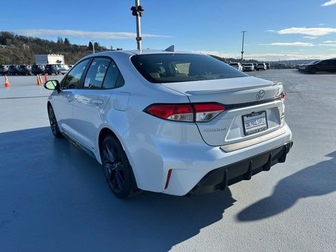 New 2026 Toyota Corolla SE image 4