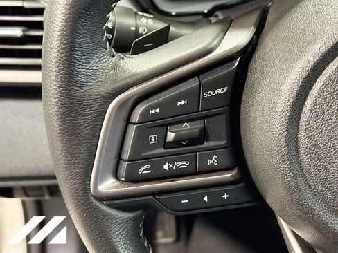 Used 2025 Subaru Outback Premium AWD/4WD image 11