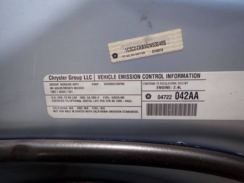 Used 2013 Dodge Avenger SE FWD image 37