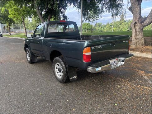 Used 1998 Toyota Tacoma 4x4 Regular Cab image 3