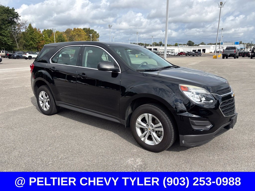Used 2017 Chevrolet Equinox LS FWD image 1