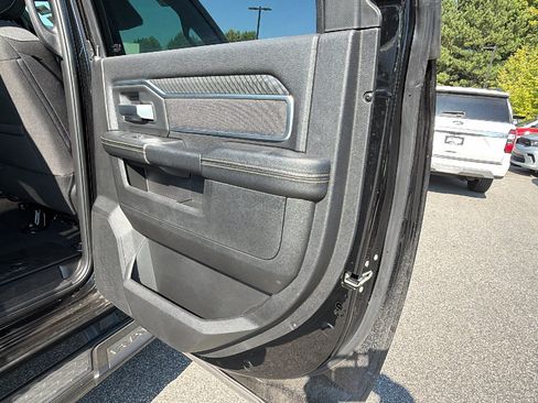 Used 2026 RAM 2500 Big Horn AWD/4WD image 20