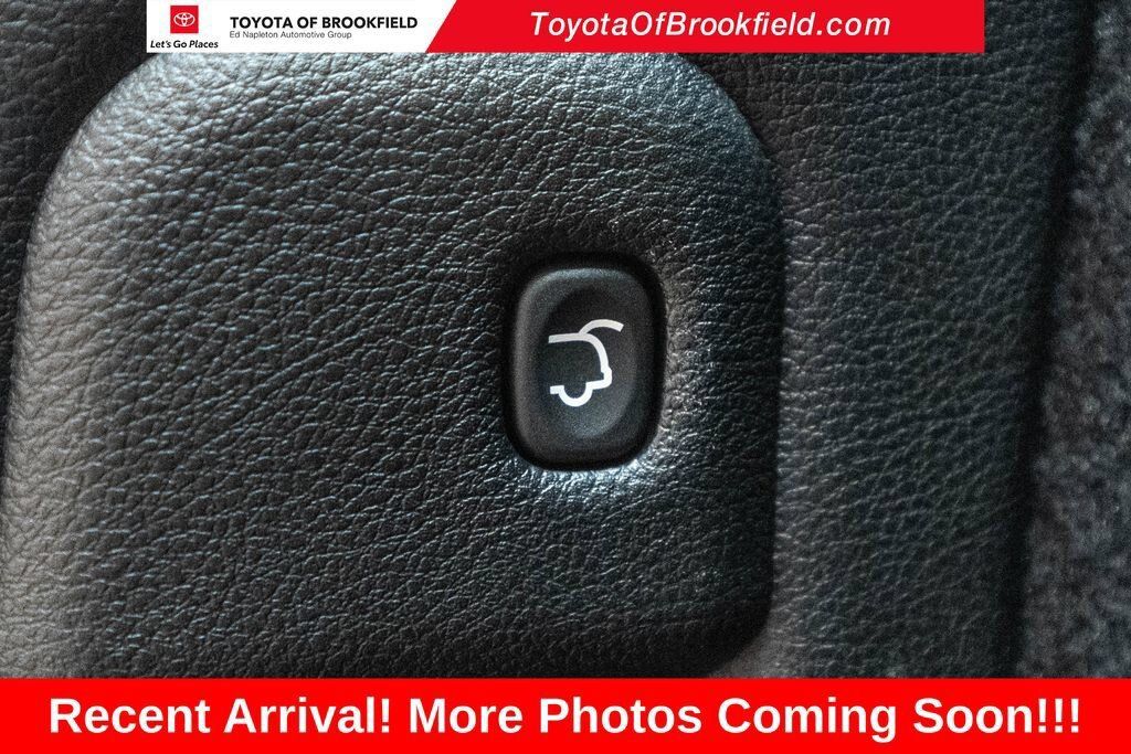 Used 2018 Dodge Durango Citadel w/ Technology Group AWD/4WD image 38