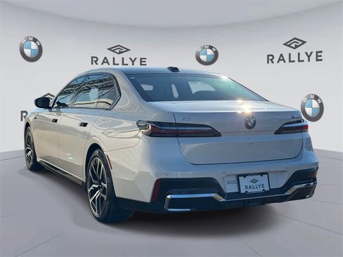 Certified 2024 BMW i7 M70 w/ Executive Package image 6