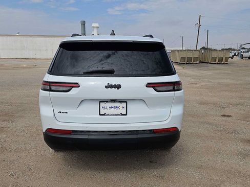 Used 2025 Jeep Grand Cherokee L Altitude AWD/4WD image 7