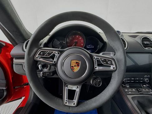 Used 2025 Porsche 718 Cayman GTS image 12