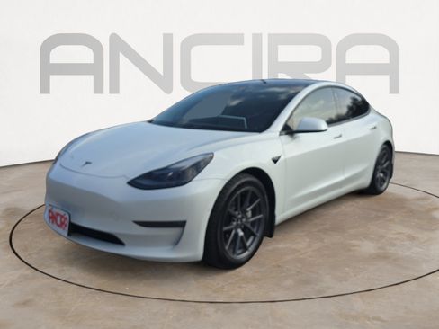 Used 2021 Tesla Model 3 Long Range image 5