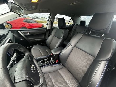 Used 2017 Toyota Corolla SE image 14