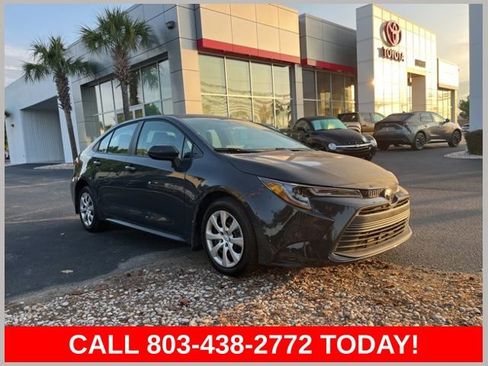 Used 2026 Toyota Corolla LE FWD image 1