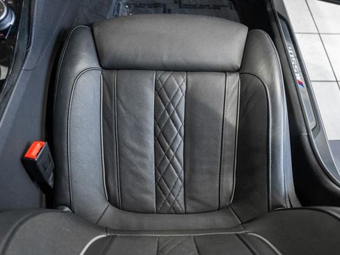 Used 2021 BMW M550i xDrive w/ Premium Package image 41