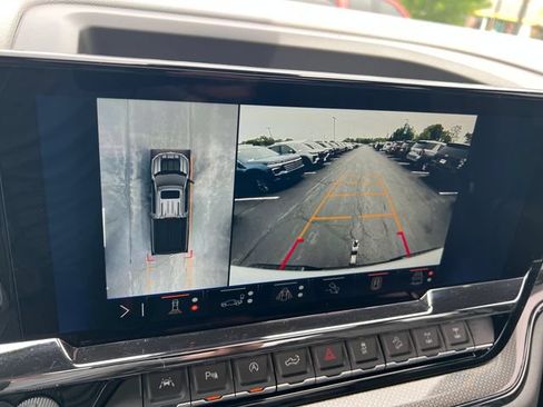 Certified 2025 Chevrolet Silverado 1500 ZR2 w/ Technology Package AWD/4WD image 21