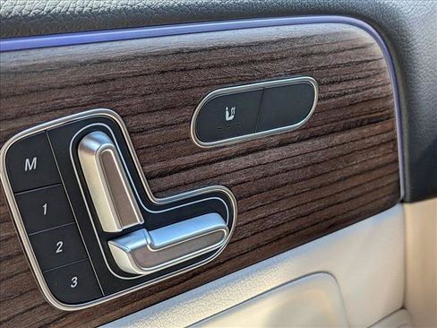 New 2026 Mercedes-Benz GLB 250 4MATIC image 14