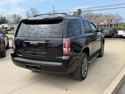 Used 2017 GMC Yukon SLT AWD/4WD image 6