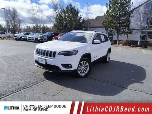 Used 2019 Jeep Cherokee Latitude w/ Popular Appearance Group image 1