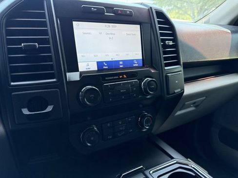 Used 2020 Ford F150 XL w/ Equipment Group 101A Mid RWD image 14
