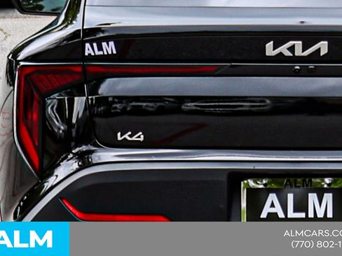 Used 2025 Kia K4 FWD image 14