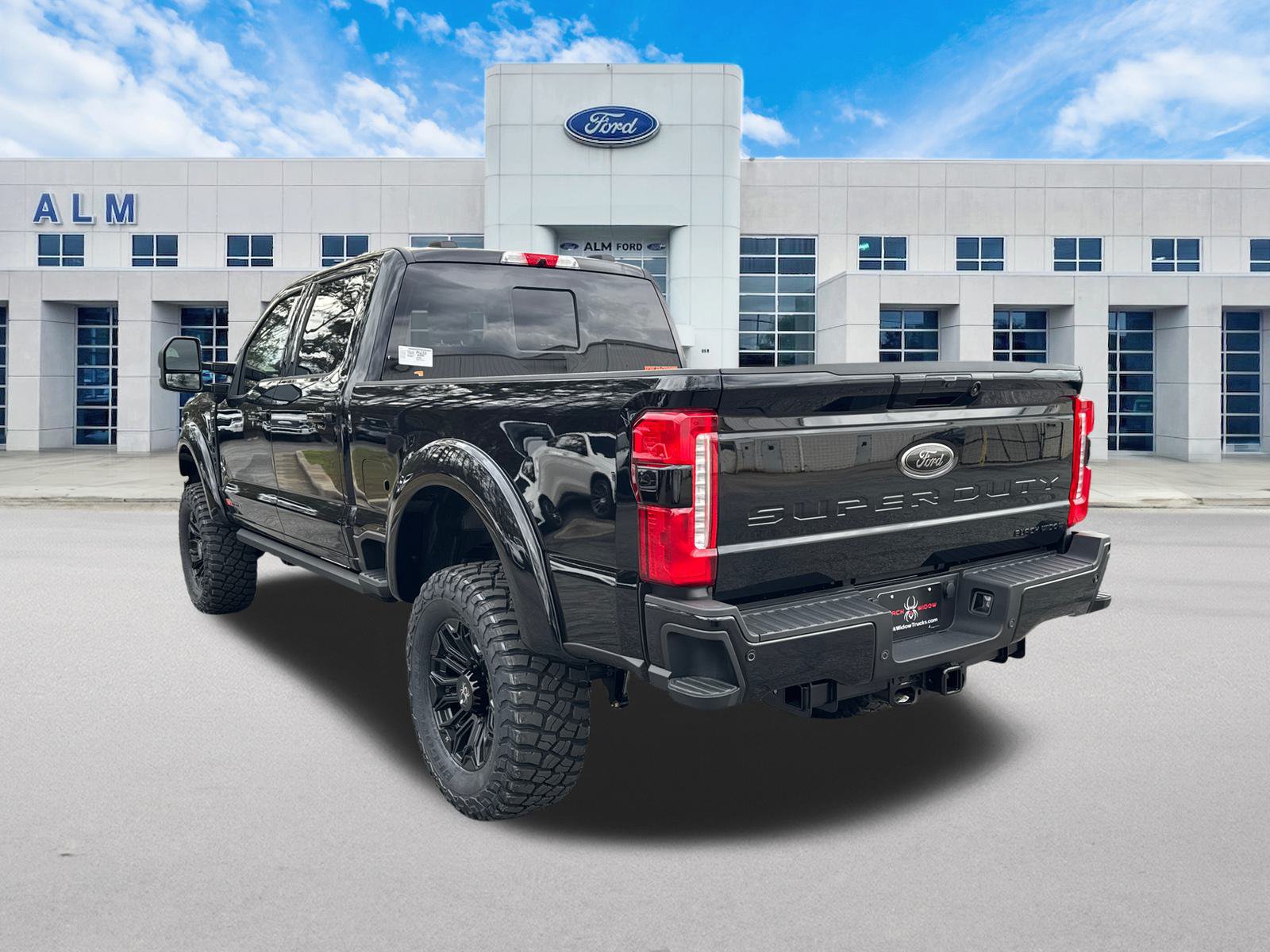 New 2026 Ford F250 Lariat w/ Black Appearance Package AWD/4WD image 8