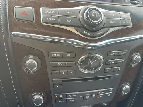 Used 2015 INFINITI QX80 Luxe w/ 22" Wheel Package image 16