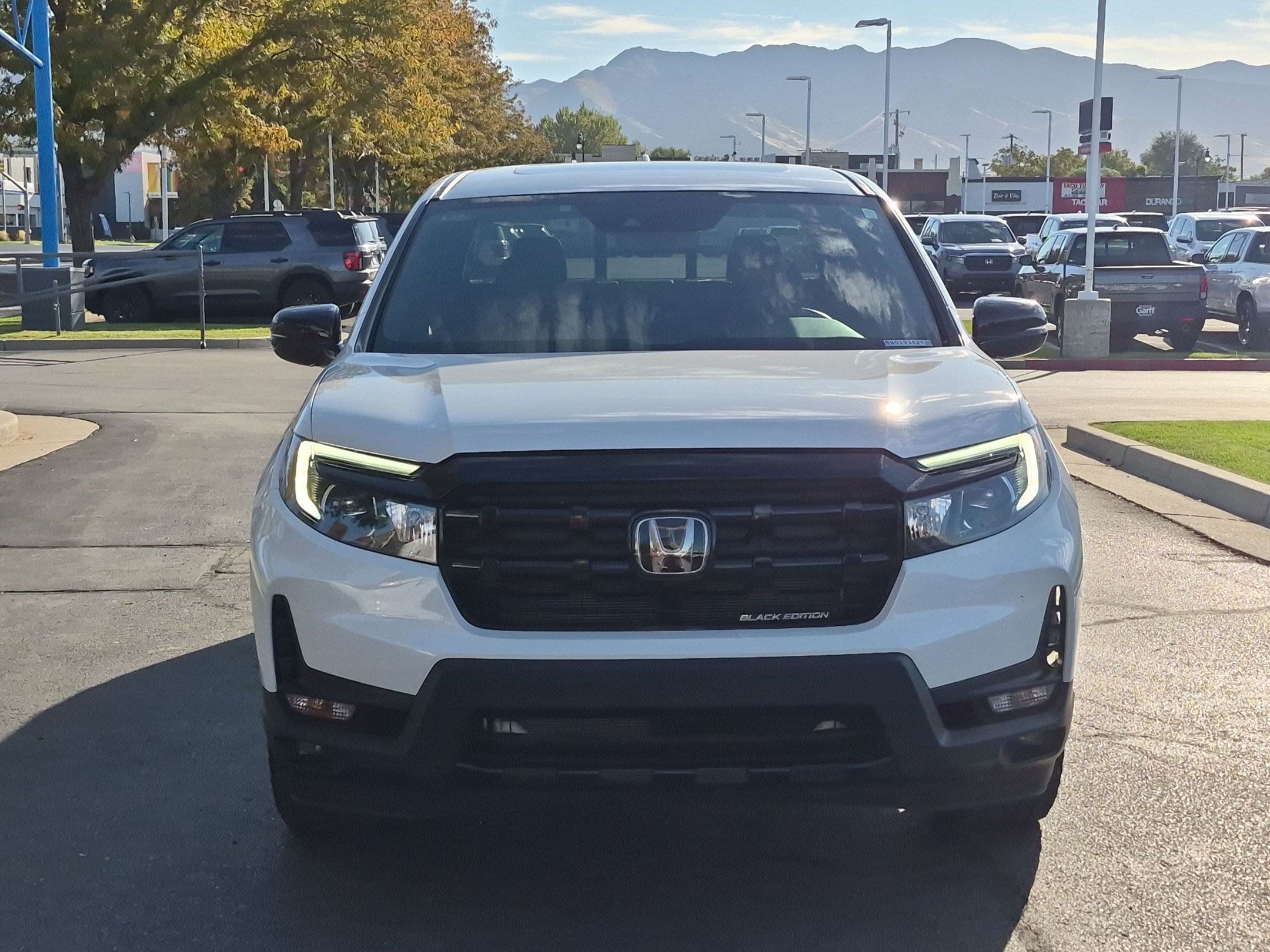 Certified 2024 Honda Ridgeline Black Edition image 11