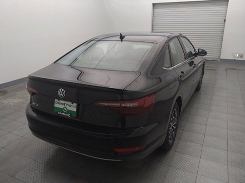Used 2021 Volkswagen Jetta SE FWD image 7