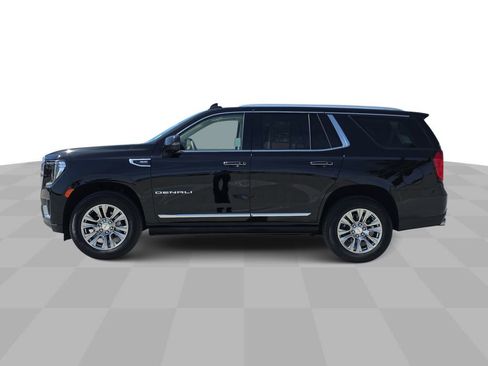 Used 2024 GMC Yukon Denali w/ Advanced Technology Package RWD image 5