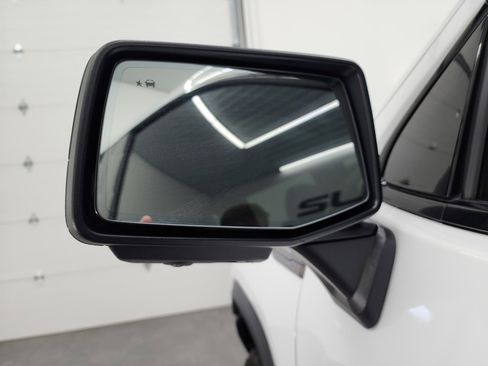 Used 2024 GMC Sierra 1500 AT4X image 42