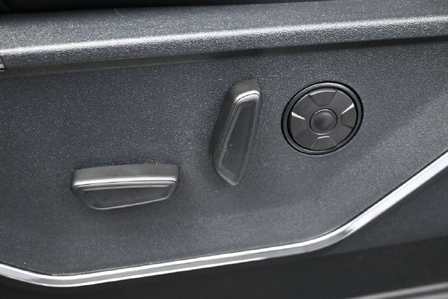 New 2026 Ford F250 Platinum AWD/4WD image 14