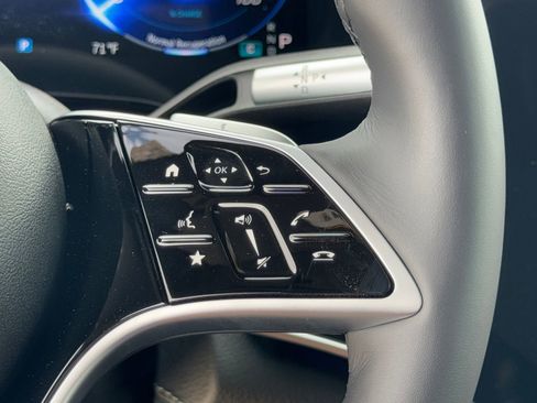 New 2026 Mercedes-Benz EQS 550 4MATIC SUV image 21