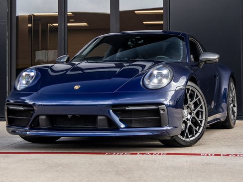 Certified 2024 Porsche 911 Carrera T RWD image 1