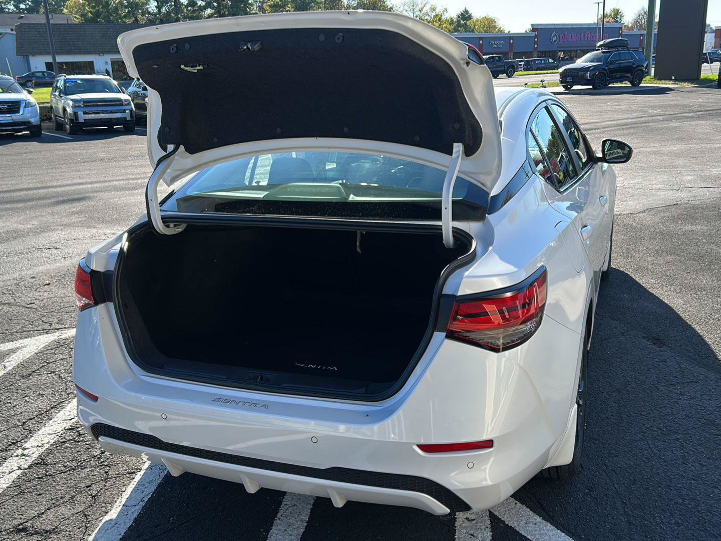 Used 2024 Nissan Sentra SV w/ All-Weather Package FWD image 7